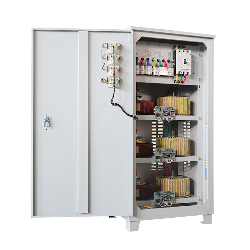 40KVA 3단계 산업 전압 안정기 AC 전력 서보 자동 전압 조절기 380V 400V 415V 480V